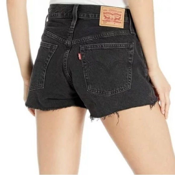 Levi’s 501 High Waist Button Fly Cutoff Jean Shorts women’s 30” Black Daisy Duke - Picture 4 of 12